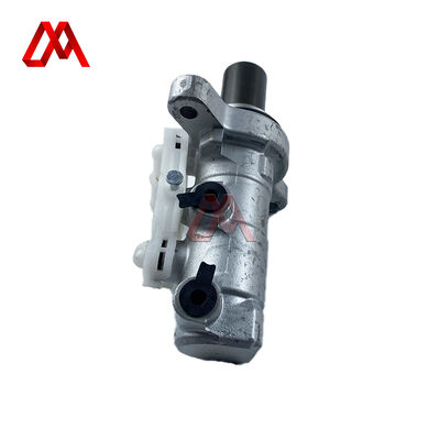 47207-37170 Brake Master Cylinder Assembly suitable for ISUZU HINO300