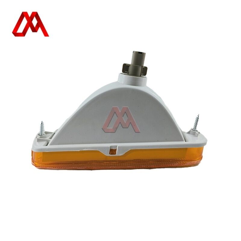 1822102031 1-82210203-1 Front Flasher Lamp For Isuzu FVZ34 6HK1